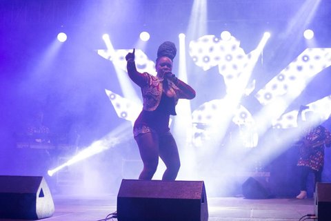 Yemi Alade thrills 10,000 in Addis Ababa, Ethiopia. (Effyzie Entertainment)