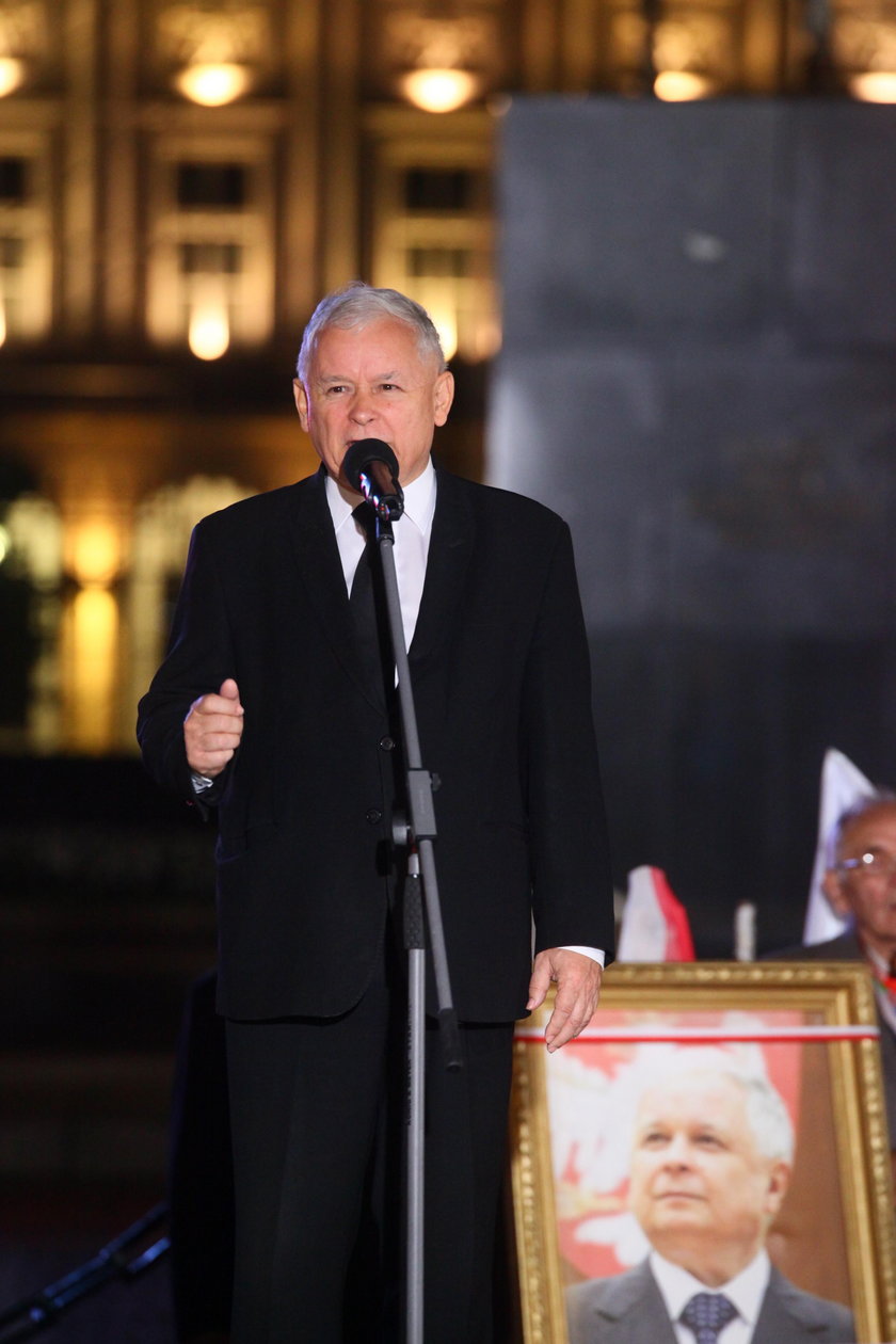Kaczyński na miesięcznicy smoleńskiej o IV RP: Zwycięstwo jest blisko!