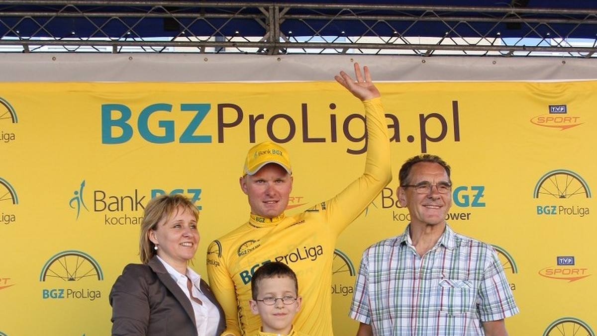 Tomasz Smoleń (Bank BGŻ Team) wygrał we wtorek w Baboszewie k . Płońska 24. kolarski Memoriał Andrzeja Trochanowskiego, drugą w tym sezonie imprezę zaliczaną do prestiżowego cyklu BGŻ ProLigi. Wyścig, mający kategorię 1.2. Międzynarodowej Unii Kolarskiej (UCI) rozgrywany był na okrężnej trasie łącznej długości 166 km. Smoleń, który był ósmy w inauguracyjnym wyścigu BGŻ ProLigi w Sobótce, objął prowadzenie w klasyfikacji.