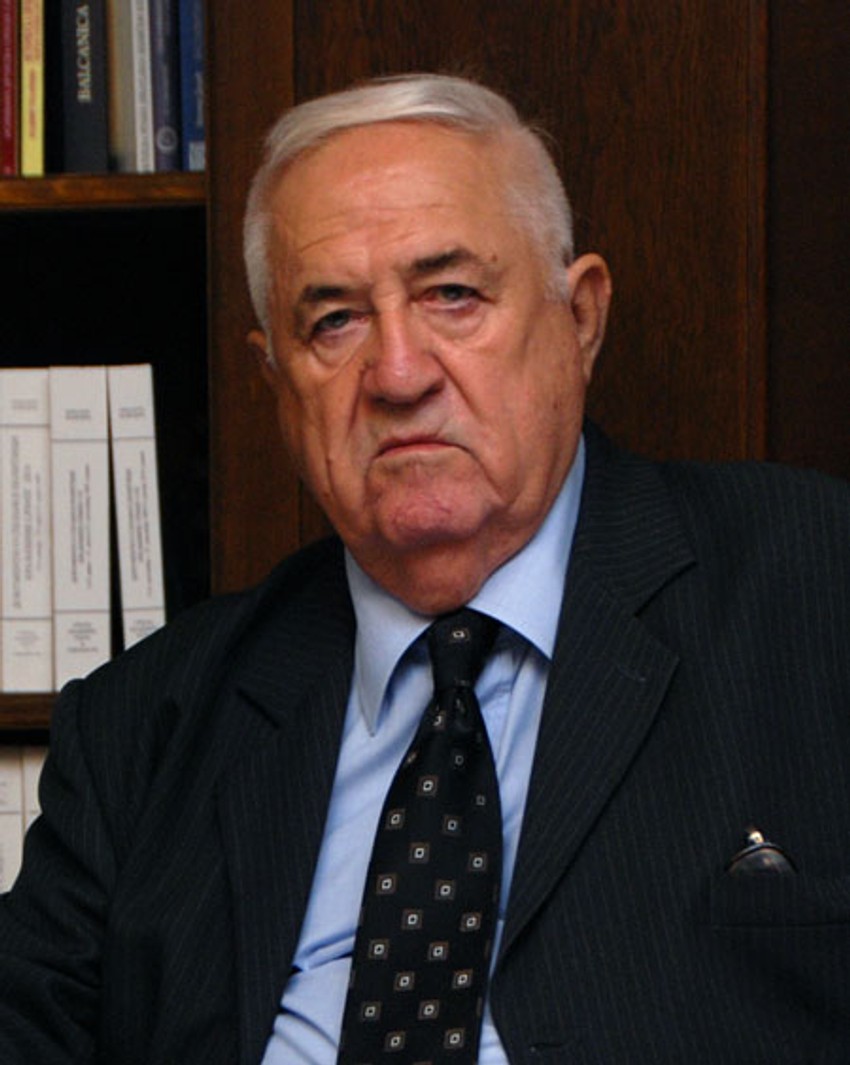 Mihailo Vojvodić