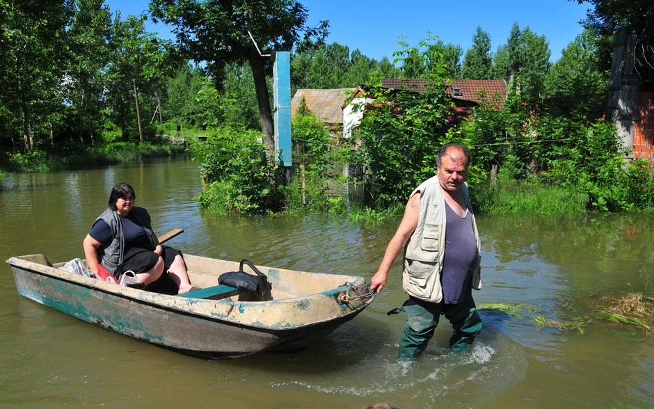 Do mnogih kuća može se jedino čamcem