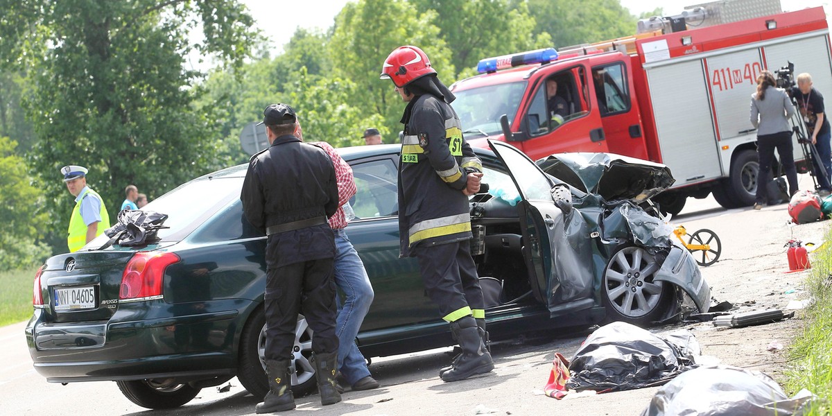 wypadek samochodowy w Glinojecku