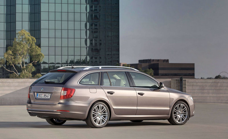 IAA Frankfurt 2009: Škoda Superb Combi w pełnej krasie (fotogaleria)