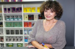 Katarzyna Grochola apeluje do kobiet: Odradzam w tej chwili zachodzenie w ciążę!