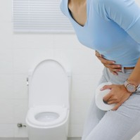 A végbélrák nem válogat, és nem ad második esélyt: ezek a legelső tünetek, amikor még időben léphet