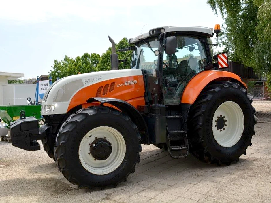 Traktor-Steyr6225