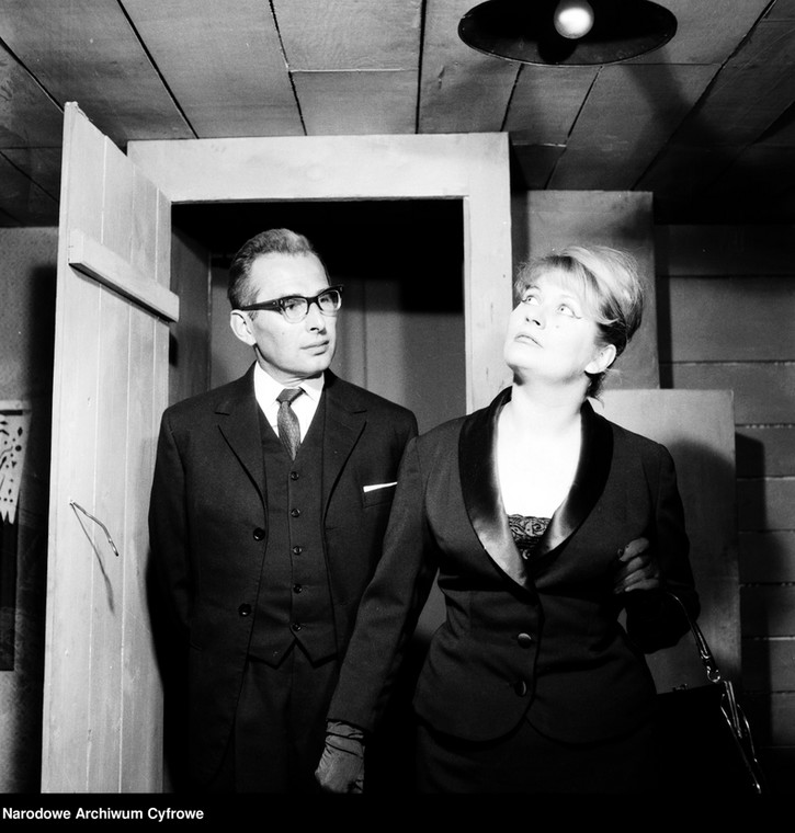 Alicja Migulanka i Leszek Ostrowski w sztuce "Stefan" (Teatr Powszechny, 1964 r.)