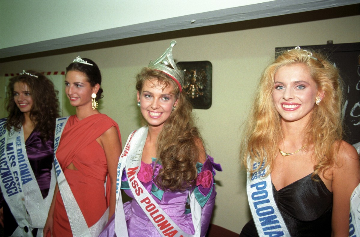 Ewa Wachowicz wygrała konkurs Miss Polonia 1992.Taką nagrodę dostała
