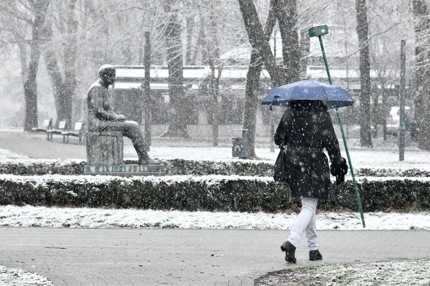 Kiša, slab sneg, hladno, a zatim od sledeće sedmice toplije i suvo