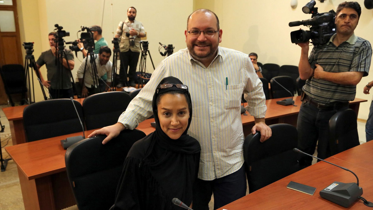 Przed sądem w Teheranie rozpoczął się proces korespondenta amerykańskiego dziennika "Washington Post" w Iranie, oskarżonego m.in. o szpiegostwo i "współpracę z wrogimi rządami". Od ubiegłego roku 39-letni Jason Rezaian przebywa w areszcie.