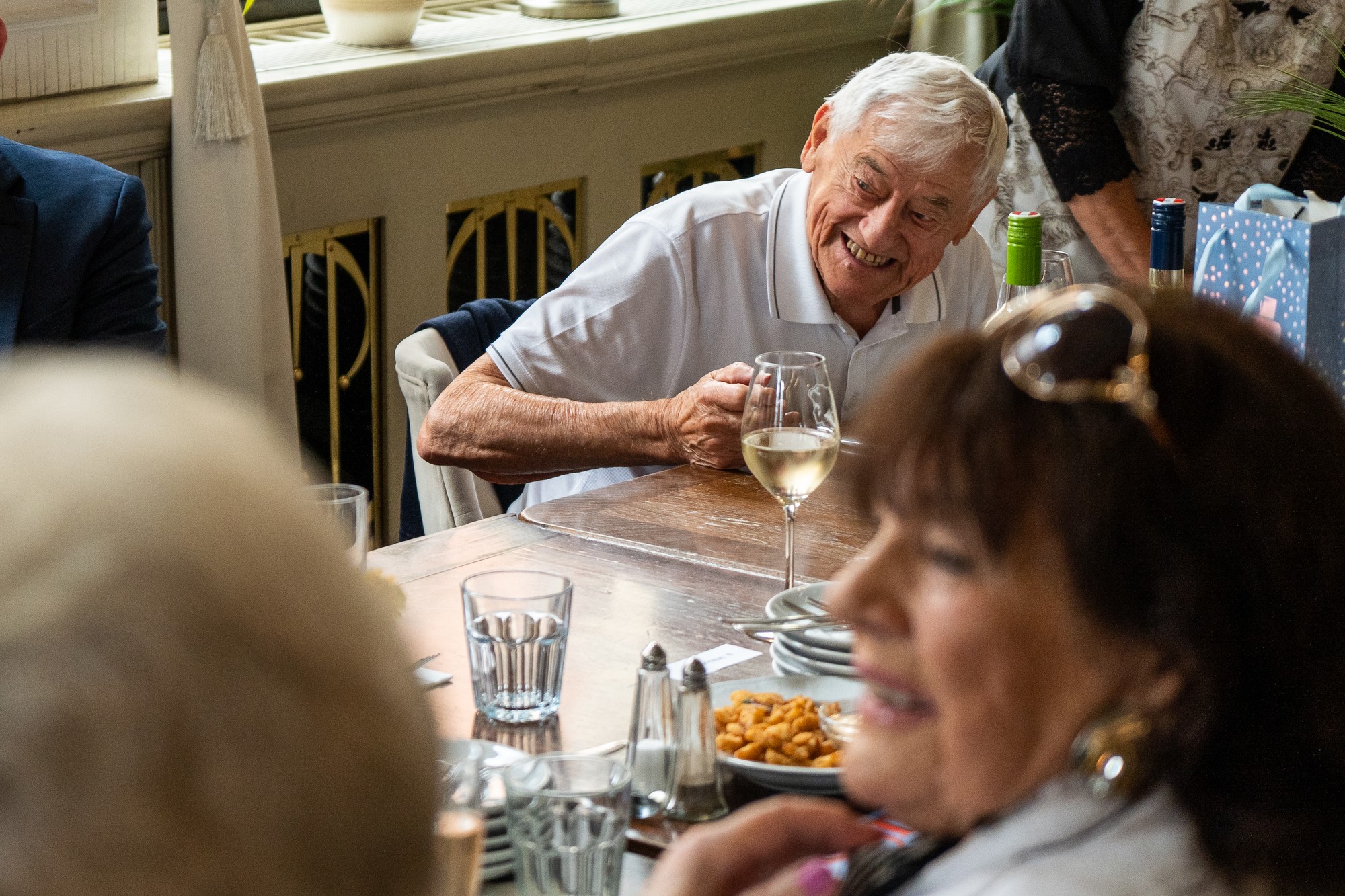 Slovenská hokejová legenda Jozef Golonka na krste novinky - Wimmer Schnitzel.