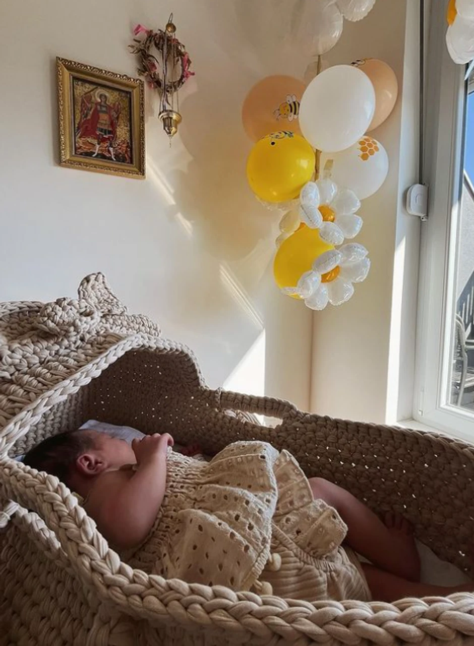 Marija Mandić izašla iz porodilišta