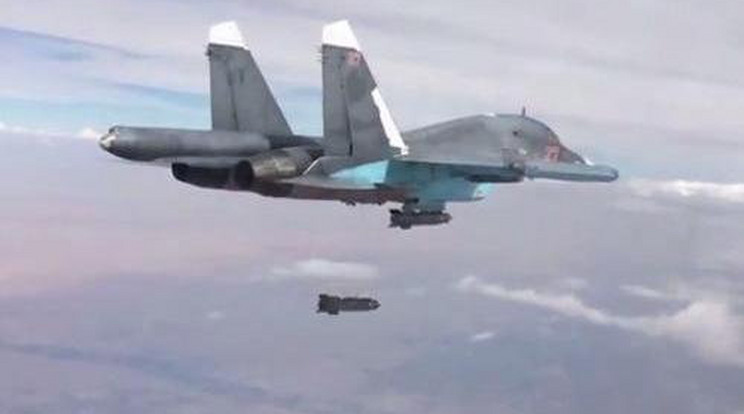 Újabb brutál videó! Így bombázza szét az ISIS bázisát Putyin