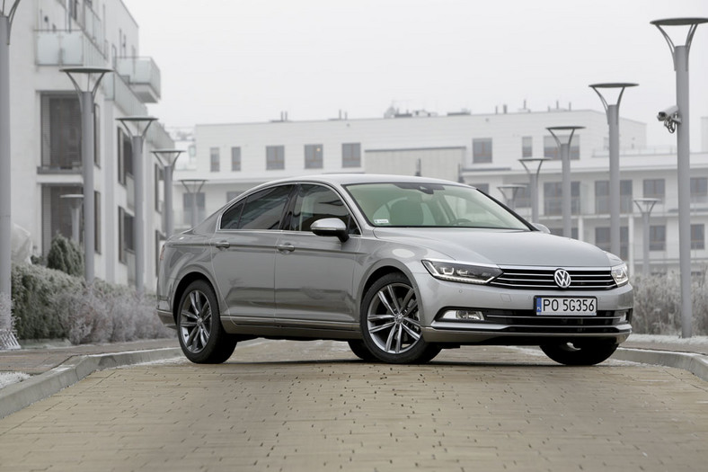 Volkswagen Passat (B8) - Wersja Highl. Silnik 2.0 TDI/190 KM Skrz. DSG 6b