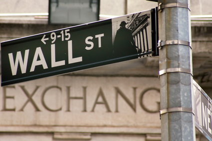 Wall Street przyłączył się do spadków. Kredytowanie Rosji wychodzi bokiem bankom w USA i Europie