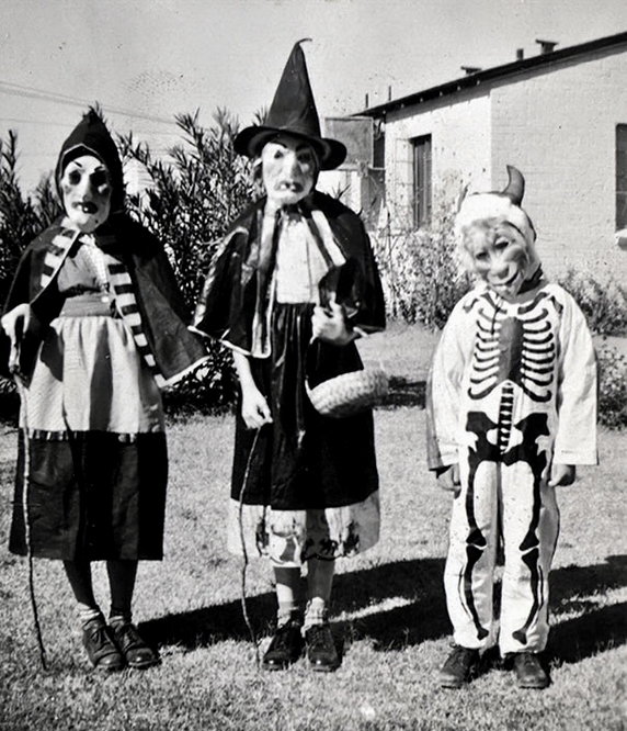Najstraszniejsze kostiumy na Halloween sprzed lat...
