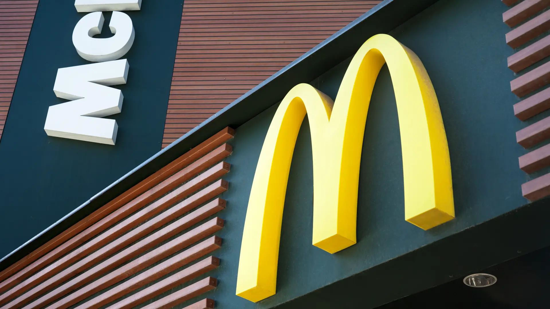 McDonald's rozdaje darmowe posiłki w zamian za szczepienia przeciw Covid-19