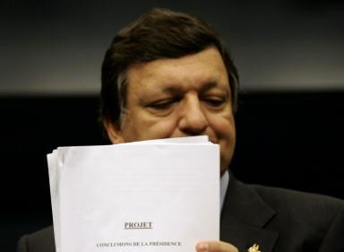 Barroso ma kłopoty / 13.jpg