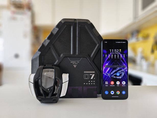 Asus ROG Phone 7 Ultimate. Konsola z funkcją dzwonienia [TESTUJEMY]