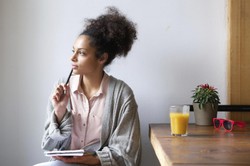 Szybki QUIZ ortograficzny. Znasz wyjątki? Mniej niż 10/12 to wstyd