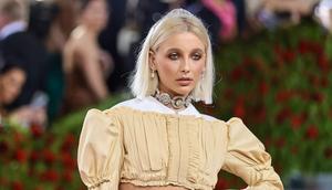 Emma Chamberlain arrives at the 2022 Met Gala.Jamie McCarthy/Staff/Getty Images