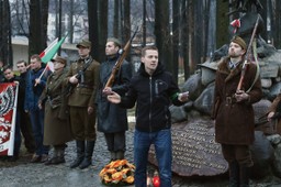 Posłanka Nowoczesnej zawiadomiła prokuraturę o wpisie ks. Międlara. "Nawoływanie do zabójstwa"