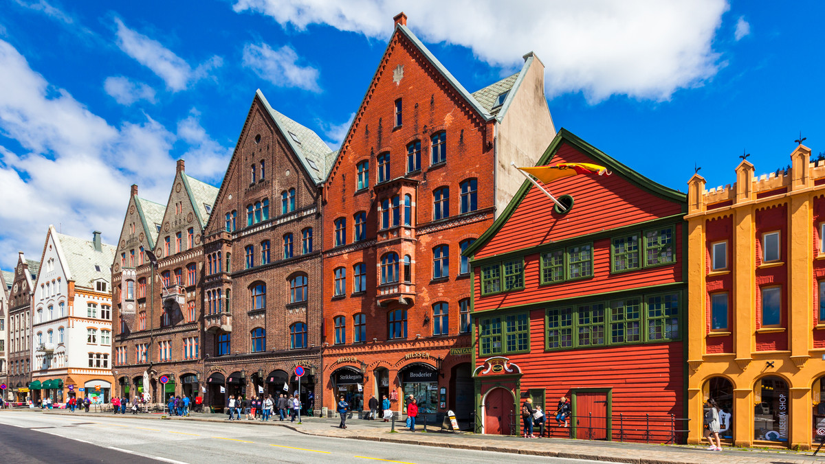 Bryggen – szereg zabytkowych budynków w Bergen to szereg hanzeatyckich budynków handlowych w Bergen, mieście w Norwegii. W 1979 roku Bryggen zostało wpisane na listę dziedzictwa kulturowego UNESCO. 