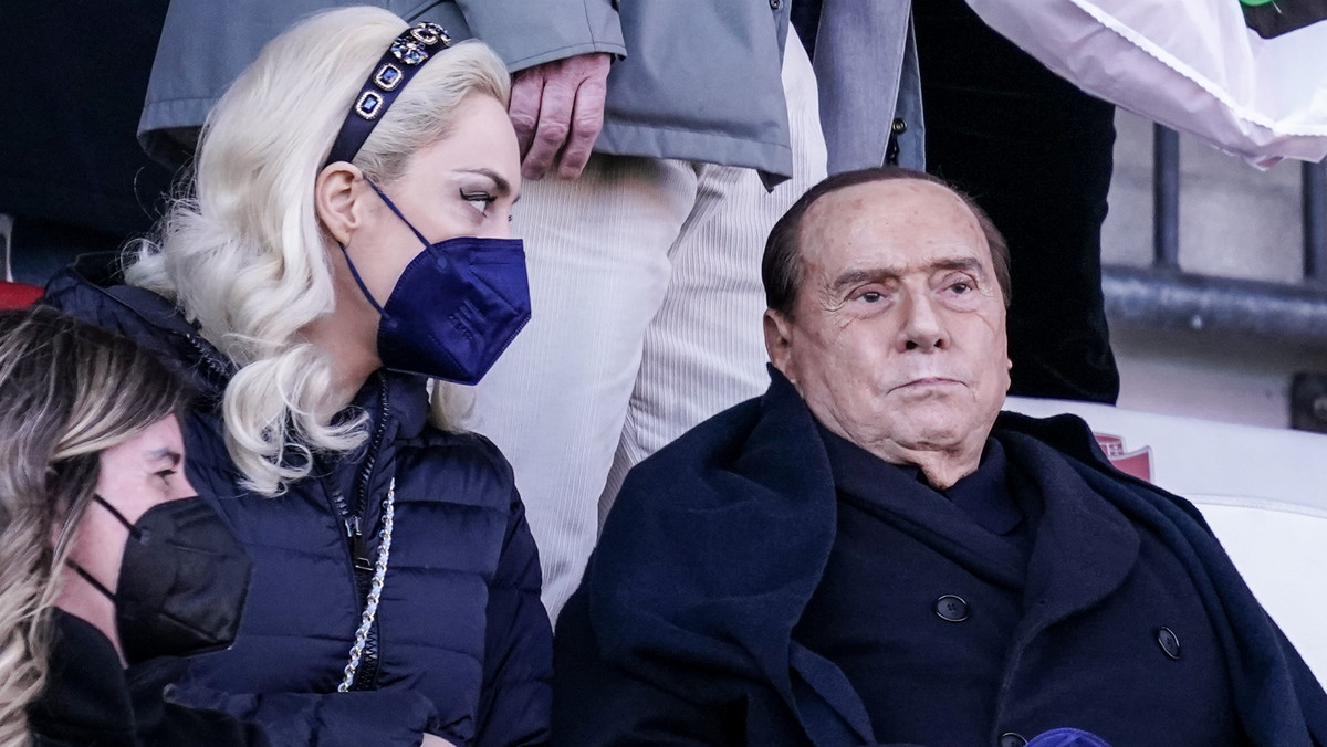 85-letni Berlusconi wziął "symboliczny ślub" z 32-letnią partnerką
