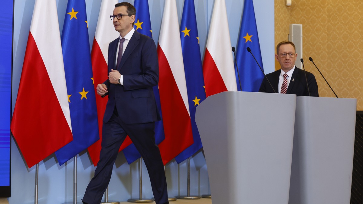 Mateusz Morawiecki i Robert Telus