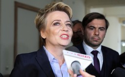 Mazurek: Czy Schetyna każe Zdanowskiej podać się do dymisji?