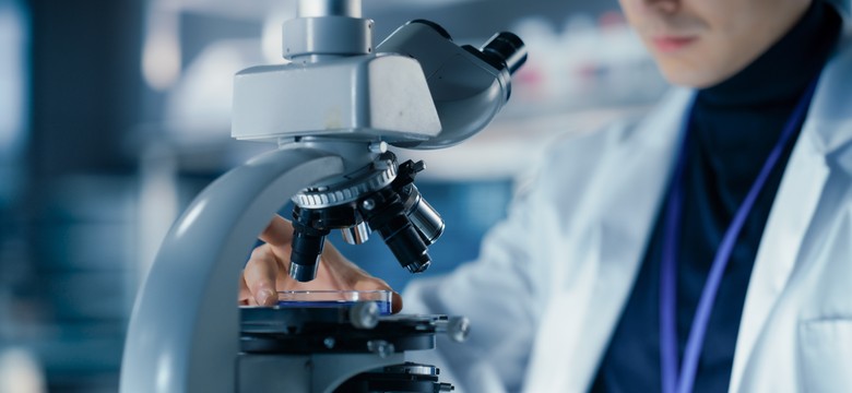 Przełom w walce z rakiem! Nanotechnologia tworzy superlek 20 000 razy silniejszy od chemioterapii