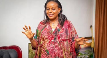 Governor's wife provides free pap to help children with malnutrition issues