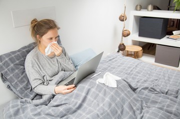 Orrfolyást és köhögést is okozhat az, ha ritkán cserél ágyneműt