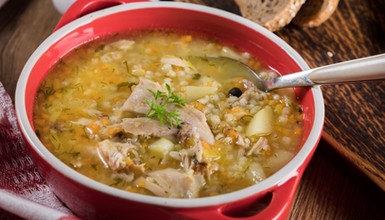 Krupnik jak u babci. Syta, rozgrzewająca zupa na prostych składnikach