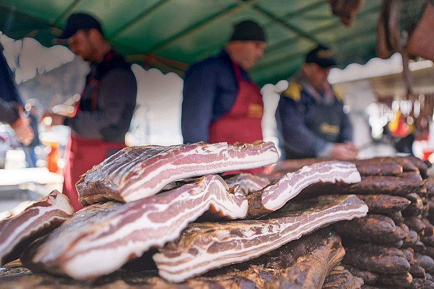 Slanina nikda skuplja