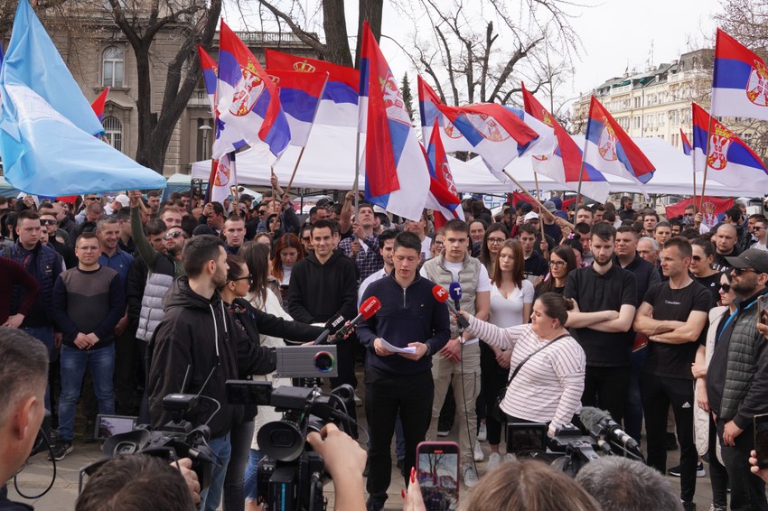 Studenti u Pionirskom parku 