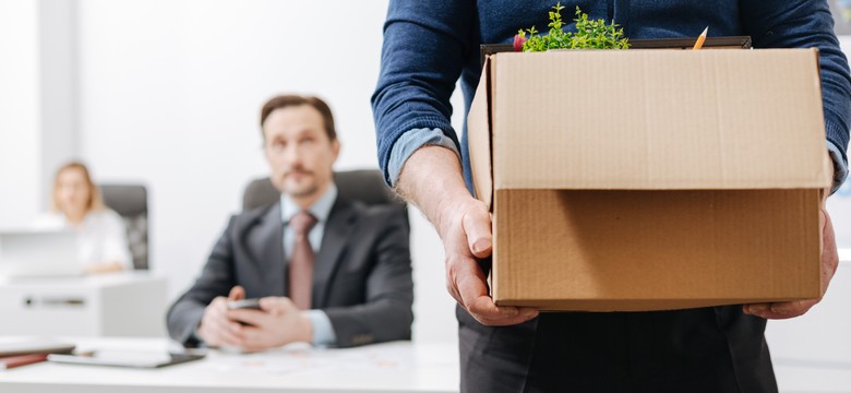 Znana sieć sklepów z meblami kończy działalność. 300 pracowników straci pracę