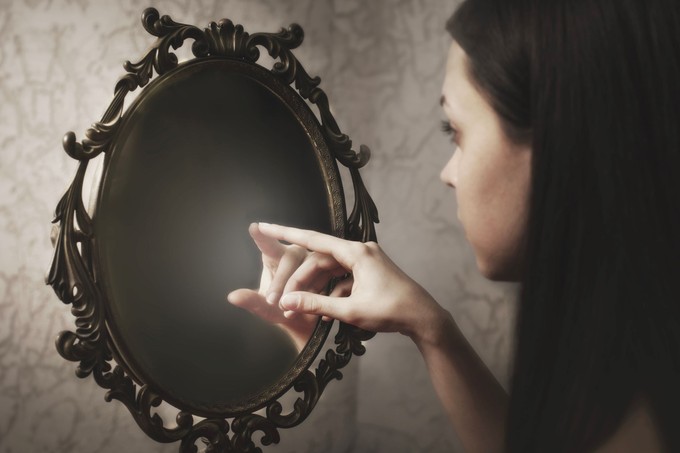 Mitől fél a nárcisztikus? Erősnek látszik, de belül ettől retteg a legjobban