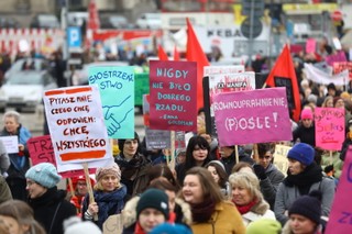 'To my jesteśmy rewolucją'. Manifa przeszła ulicami Warszawy