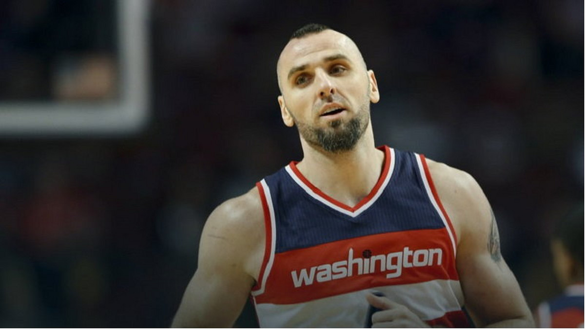 Marcin Gortat nie zagra w Meczu Gwiazd koszykarskiej NBA. A przynajmniej nie w pierwszej piątce. Polskiemu centrowi zabrakło jednak zaledwie 77 tysięcy głosów, a całościowo zdobył ich więcej niż np. najlepszy zawodnik poprzedniego sezonu - Kevin Durant.