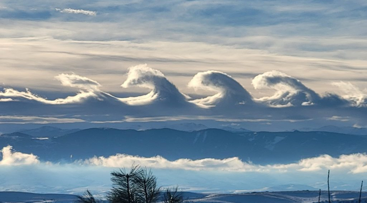 Kelvin-Helmholtz felhők jelentek meg Wyoming államban, a szakértők szerint is ritka lenyűgöző látványt nyújtottak