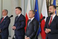 Szef PO Donald Tusk, liderzy Trzeciej Drogi Szymon Hołownia i Władysław Kosiniak-Kamysz oraz współprzewodniczący Nowej Lewicy Włodzimierz Czarzasty