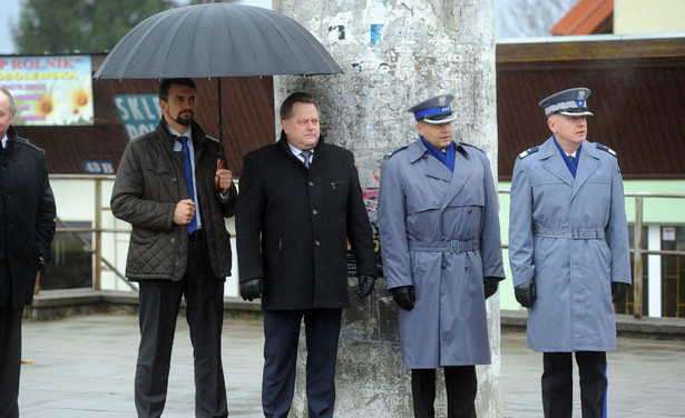 W Wydminach reaktywowano posterunek policji, ale internauci kpią z ministra Zielińskiego...