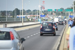 Koniec korków w Malborku. Miasto ma już drugi most przez rzekę Nogat