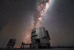 ESO świętuje 60 lat. Z tej okazji udostępnia fenomenalny widok mgławicy Stożek