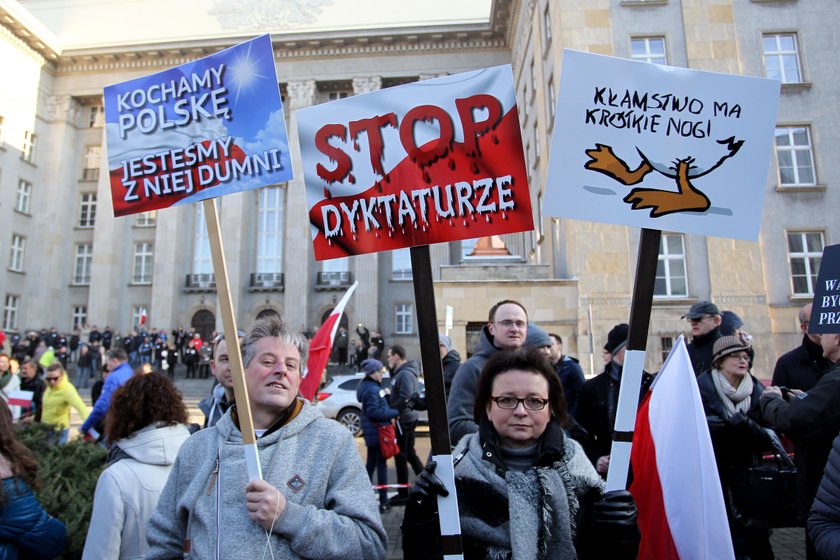 Manifestacja KOD w Katowicach