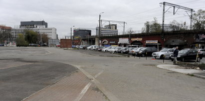 Miał być parking. Ale go nie będzie!