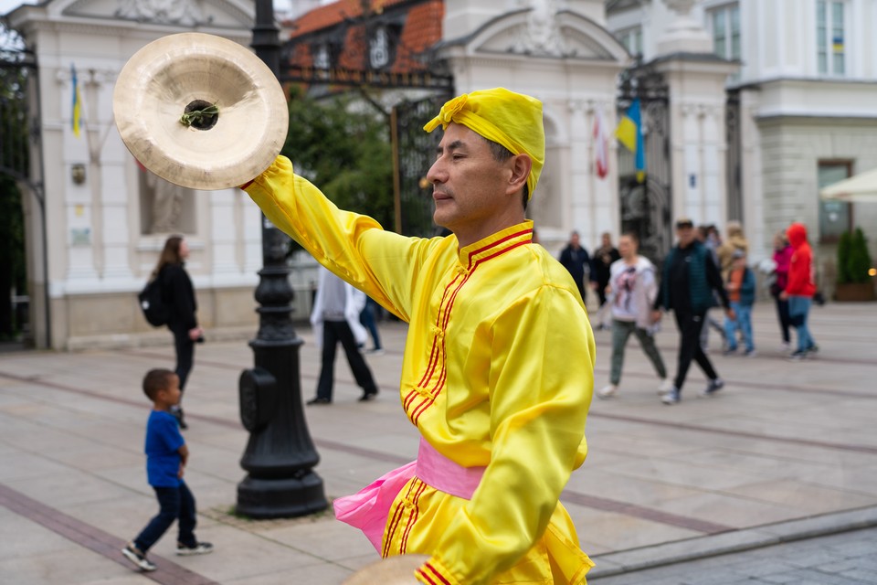 Marsz Falun Gong w Warszawie