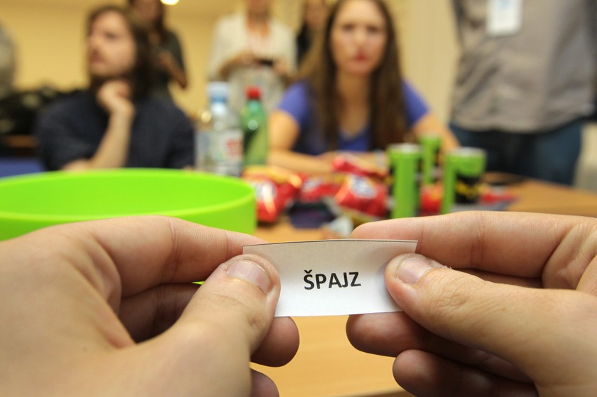 Karlica, pelene, špajz, bubreg, otorinolaringologija samo su neke od reči za asocijacije