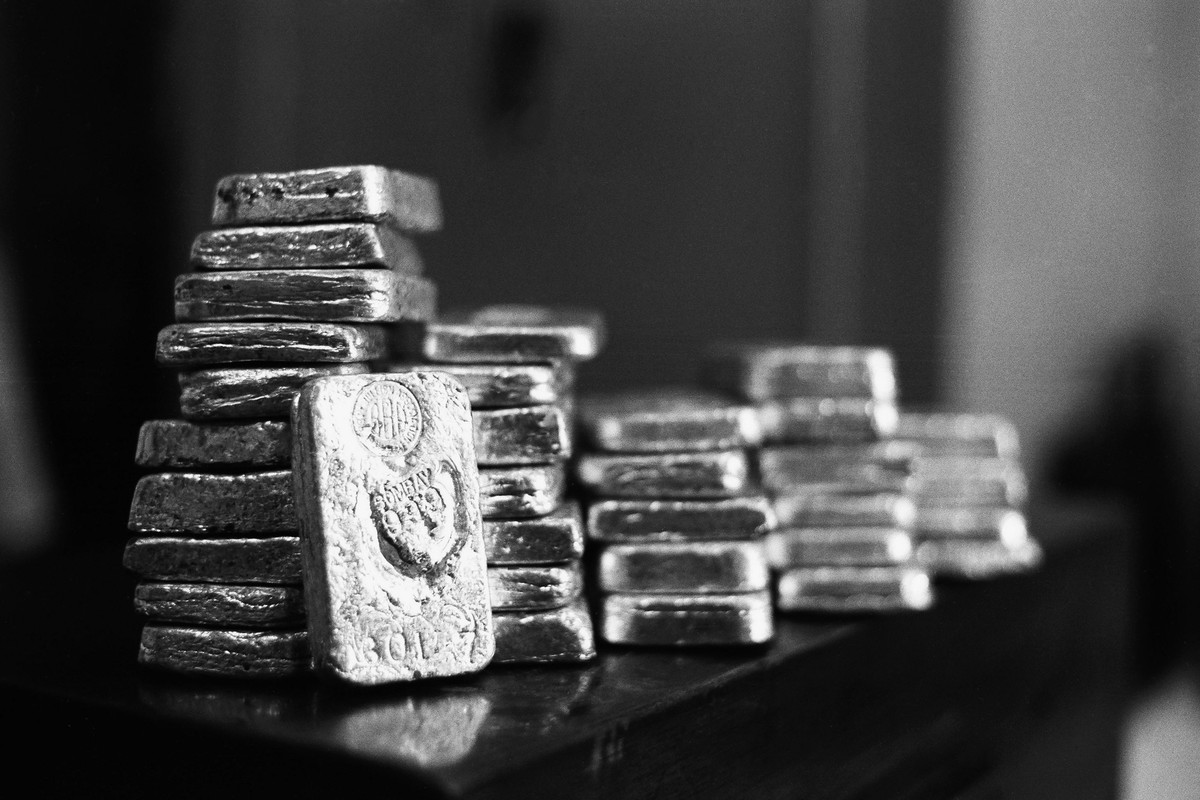 Nie tylko złoto. Cena tego surowca jeszcze mocniej pnie się w górę